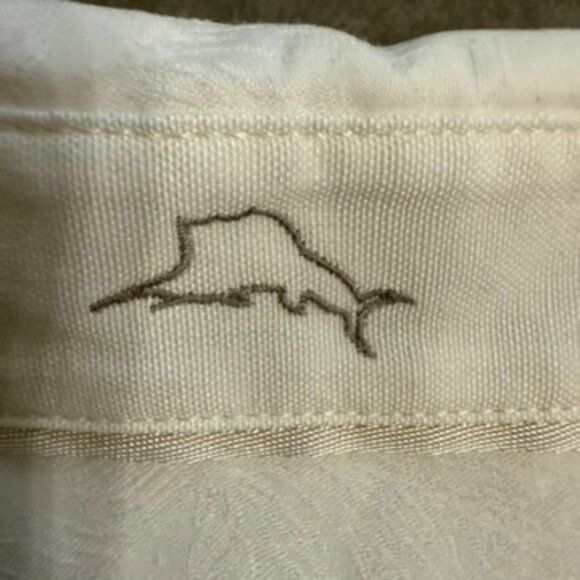 Tommy Bahama Coconut Point Dallas Cowboys Embroidered Button-Up Shirt - Picture 8 of 14